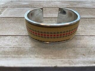 Pet keepsake bracelet made from a dog collar