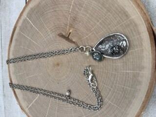 Teardrop pendant with pet fur and sparkles